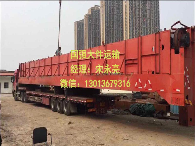 無錫大件運(yùn)輸老司機(jī)提醒同行追尾危險(xiǎn)，須謹(jǐn)慎駕駛